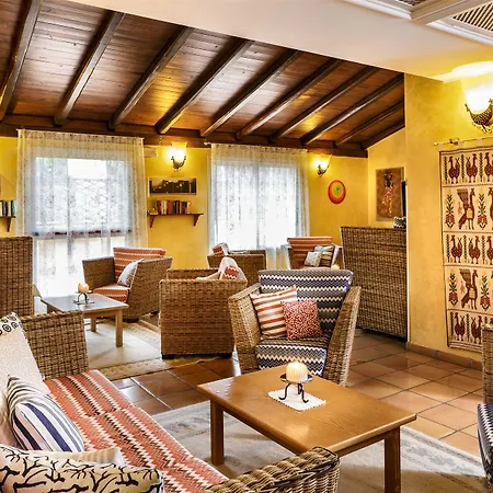 Cruccùris Hotel