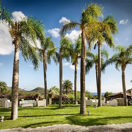 Cruccùris Hotel