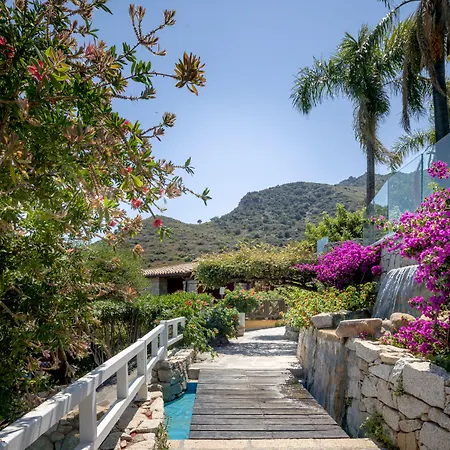 Cruccùris Hotel