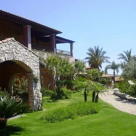 Cruccuris - Adults Only Hotell 4*