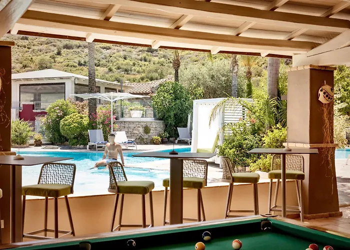 Cruccuris - Adults Only